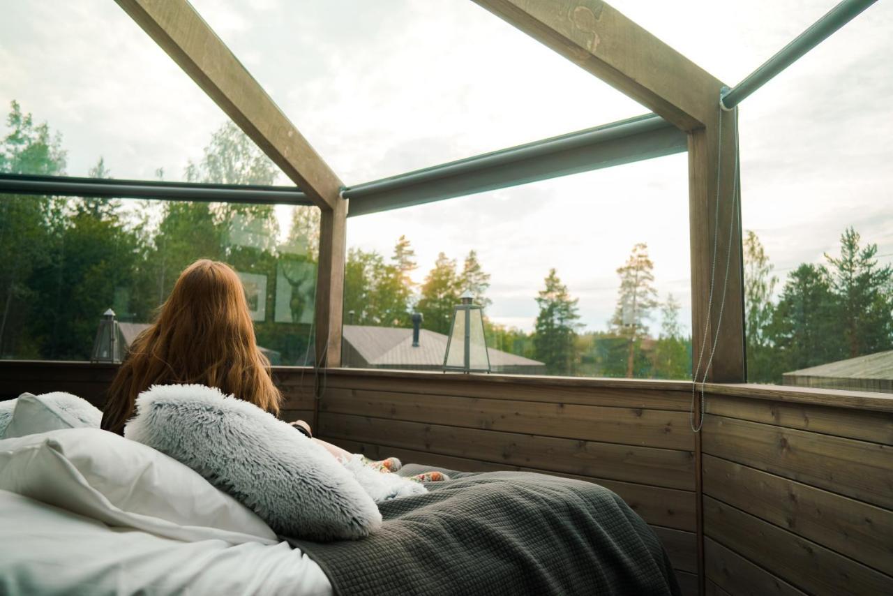 Revontuli Resort Glass Igloos Ханкасалми Экстерьер фото